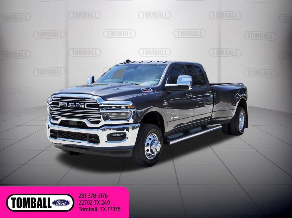 Used 2025 RAM 3500 Laramie AWD/4WD image 3