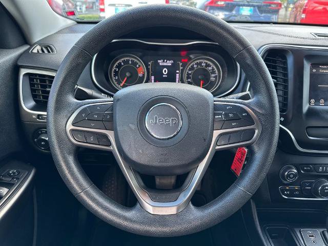 Used 2019 Jeep Cherokee Latitude w/ Popular Appearance Group FWD image 21