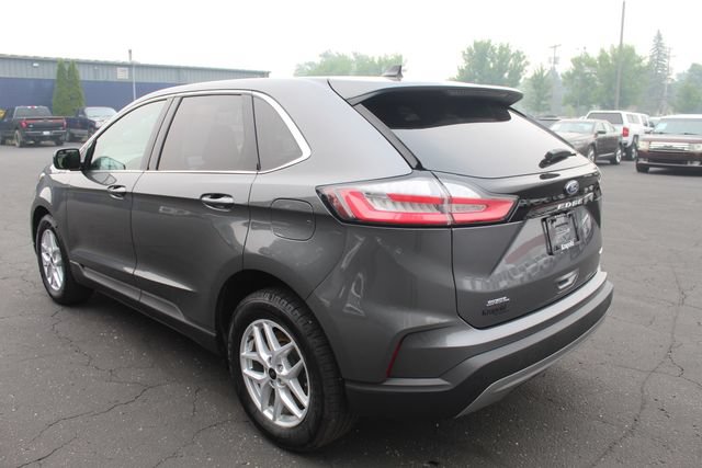 Certified 2024 Ford Edge SEL w/ Convenience Package AWD/4WD image 12