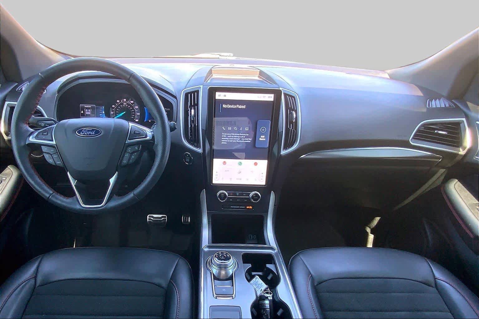 Certified 2024 Ford Edge ST-Line AWD/4WD image 15