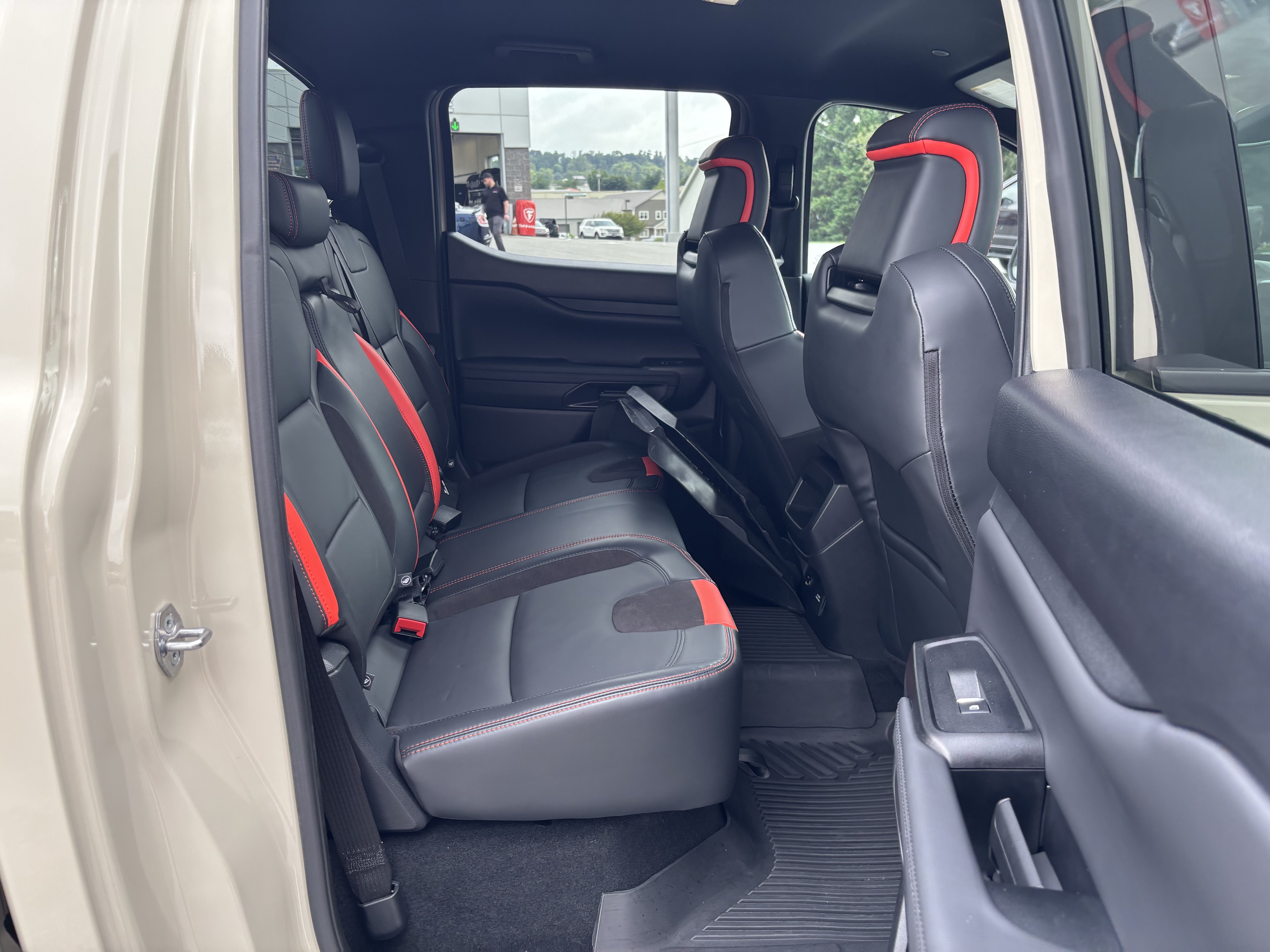 Certified 2025 Ford Ranger Raptor AWD/4WD image 35
