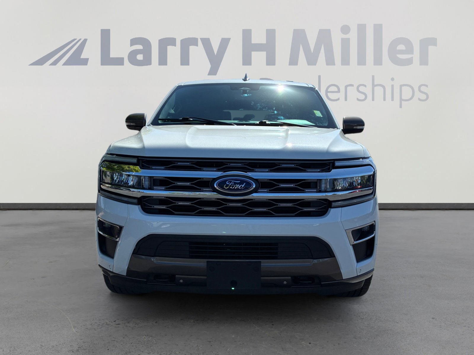 Certified 2024 Ford Expedition King Ranch AWD/4WD image 8