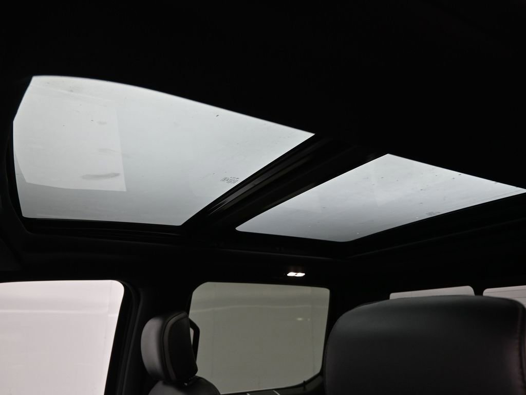 Certified 2018 Ford F350 Platinum w/ Platinum Ultimate Package image 39