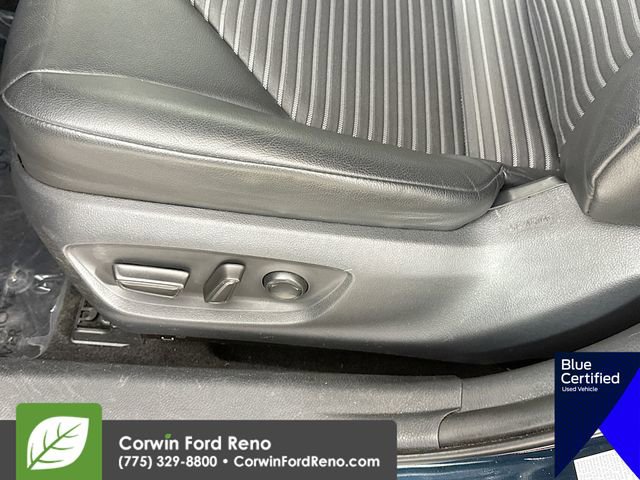 Used 2018 Toyota Camry SE w/ Convenience Package FWD image 22