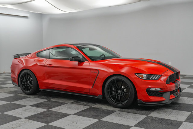 Certified 2019 Ford Mustang Shelby GT350 w/ Technology Package RWD image 19