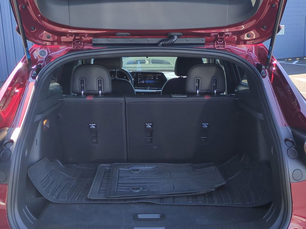 Used 2025 Chevrolet Trax RS w/ Driver Confidence Package image 10