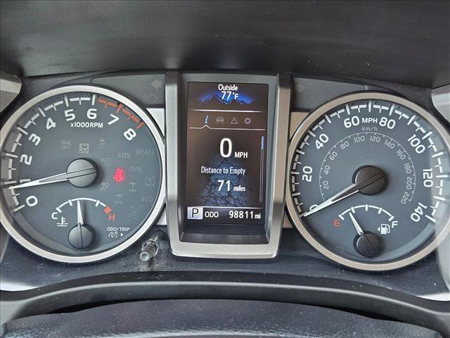 Used 2021 Toyota Tacoma SR5 AWD/4WD image 11