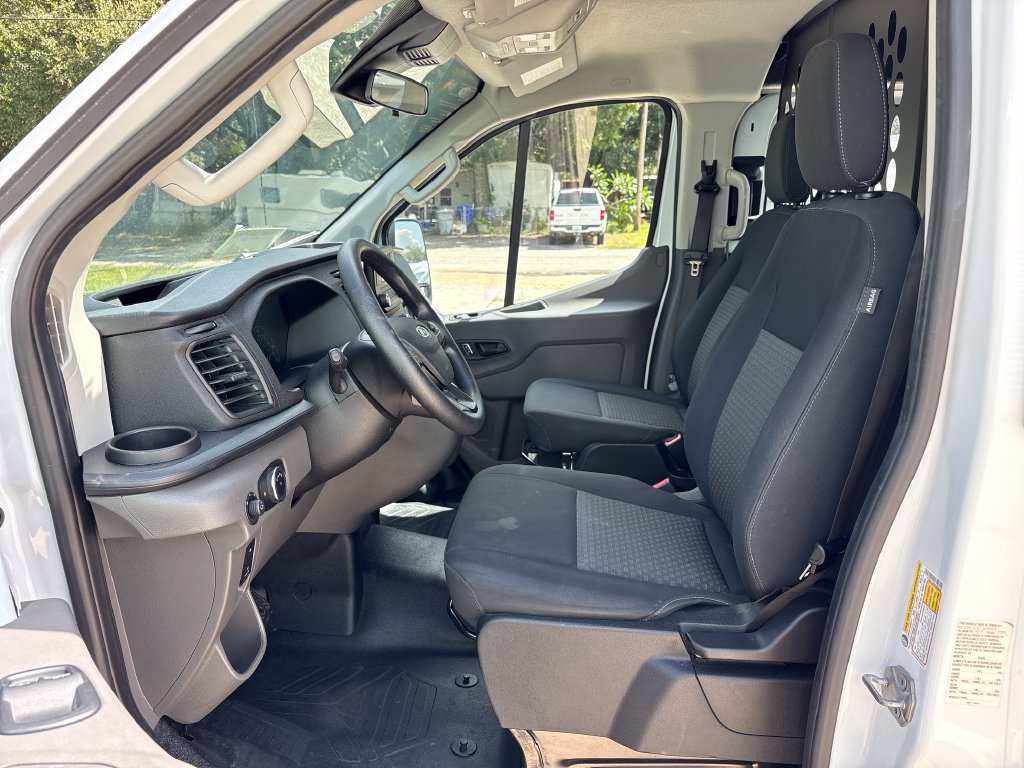 Certified 2025 Ford Transit 250 Low Roof w/ Exterior Upgrade Package RWD image 28