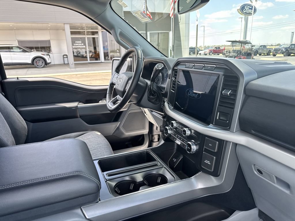 Certified 2022 Ford F150 XLT w/ Equipment Group 302A High image 13