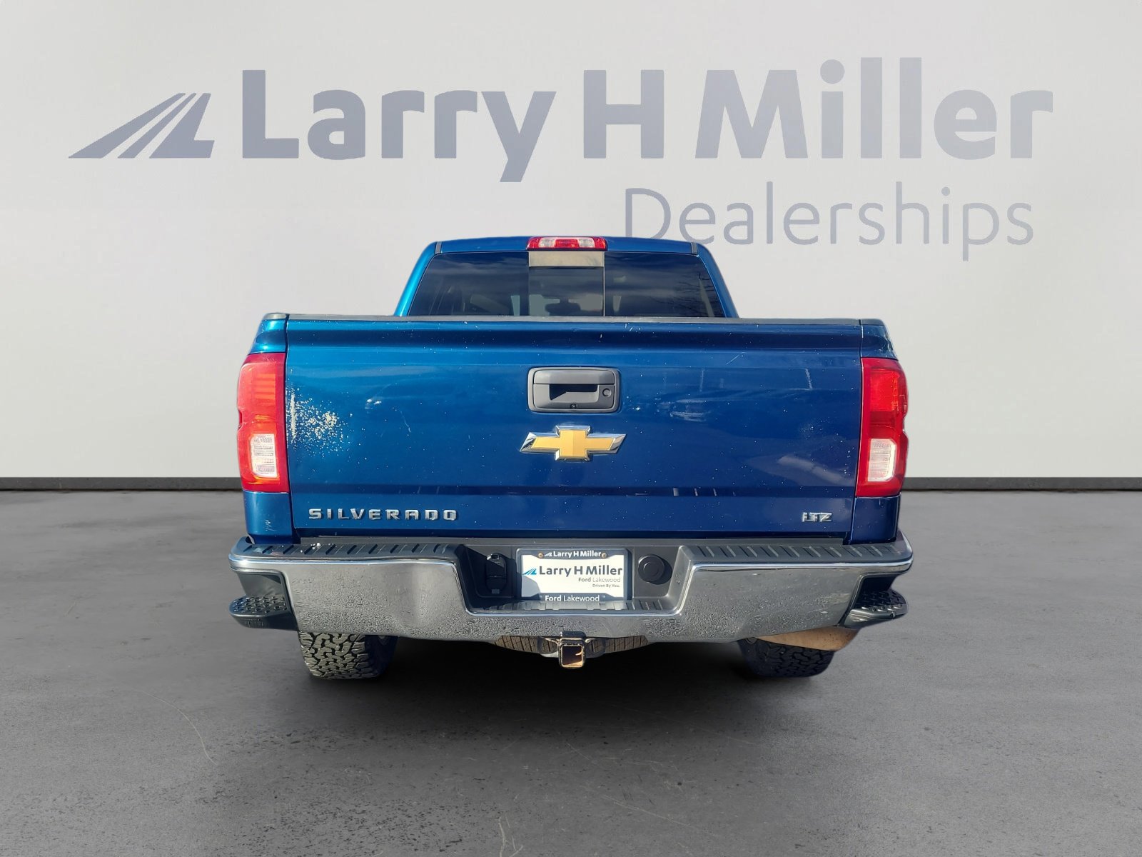 Used 2018 Chevrolet Silverado 1500 LTZ w/ Max Trailering Package image 4