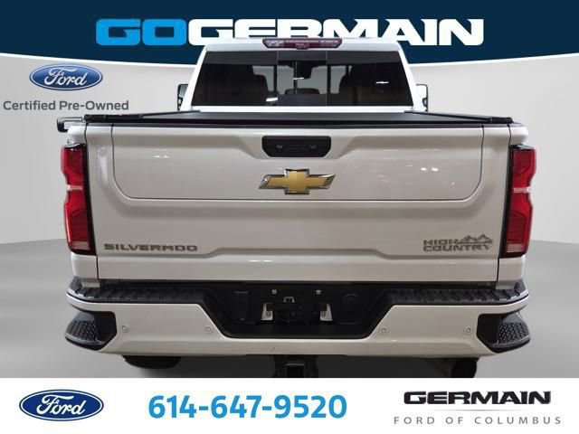 Used 2024 Chevrolet Silverado 2500 High Country w/ High Country Premium Package image 4