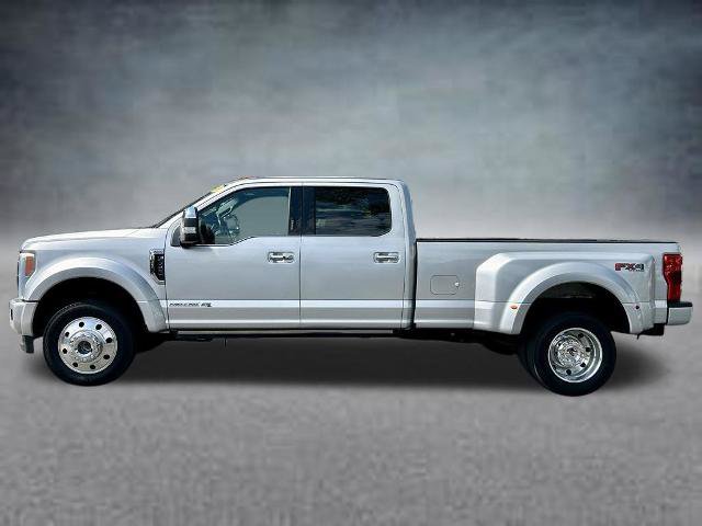 Certified 2019 Ford F450 Platinum w/ Platinum Ultimate Package AWD/4WD image 9