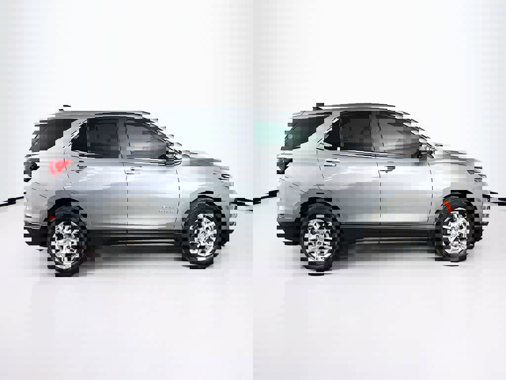 Used 2024 Chevrolet Equinox LT image 6