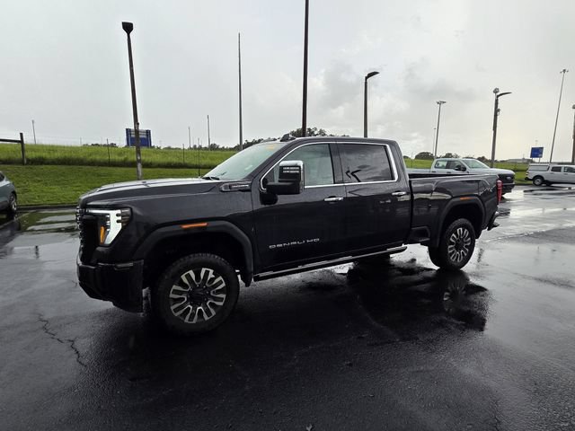 Used 2025 GMC Sierra 2500 Denali Ultimate AWD/4WD image 9