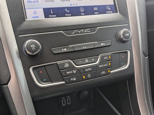 Certified 2019 Ford Fusion SE FWD image 15