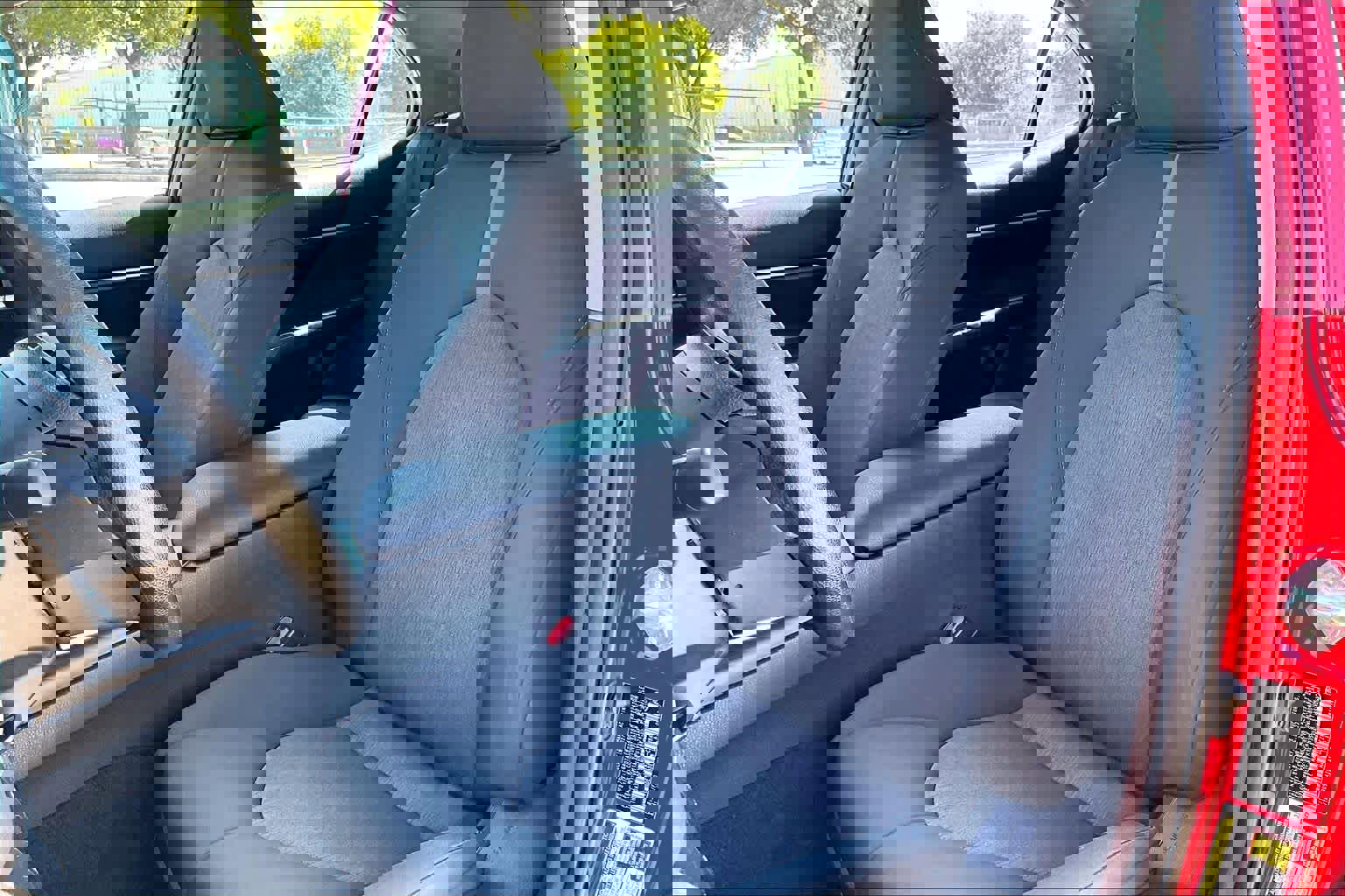 Used 2023 Toyota Camry LE image 8