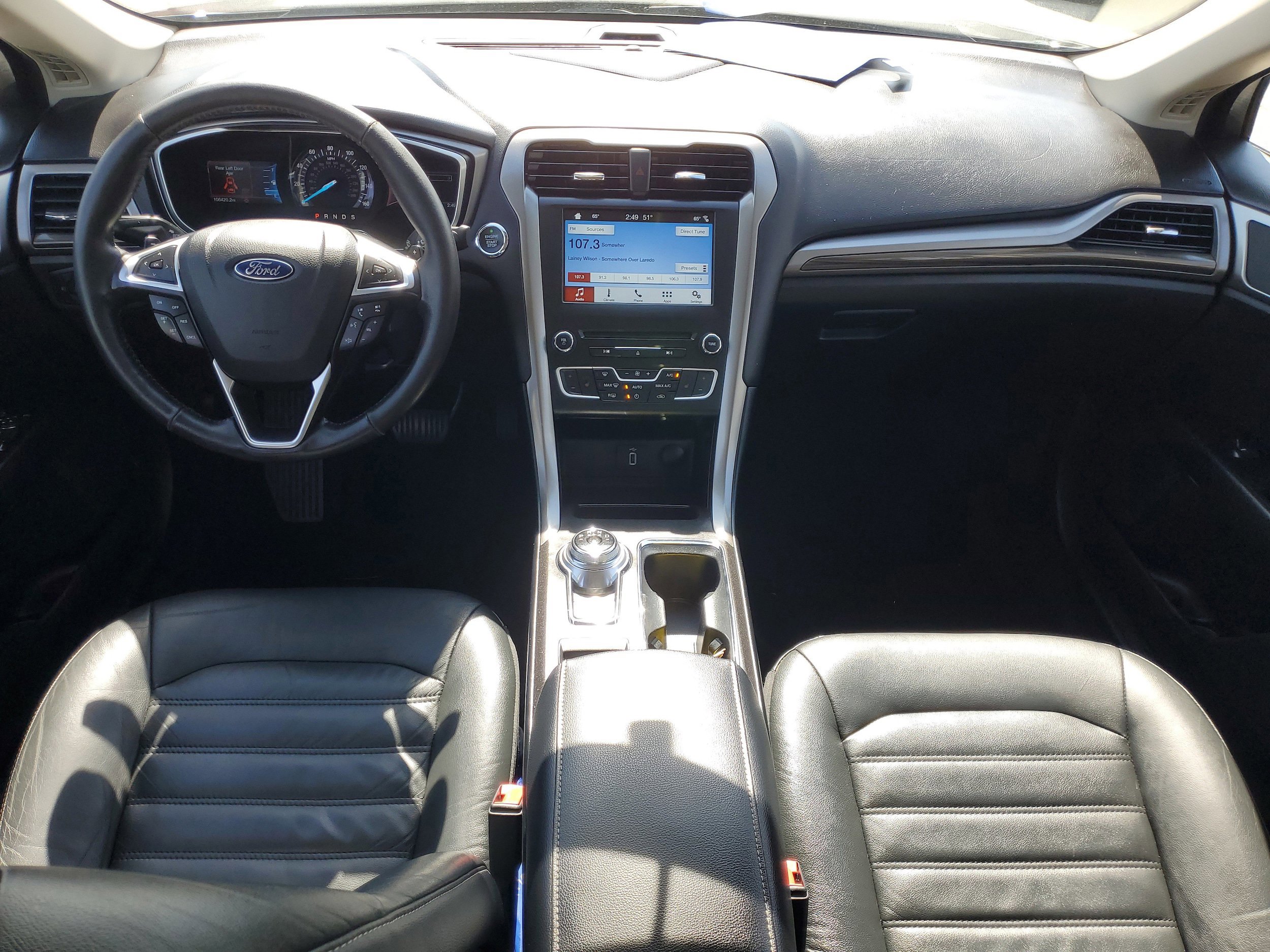 Certified 2017 Ford Fusion SE w/ Fusion SE Technology Package FWD image 14