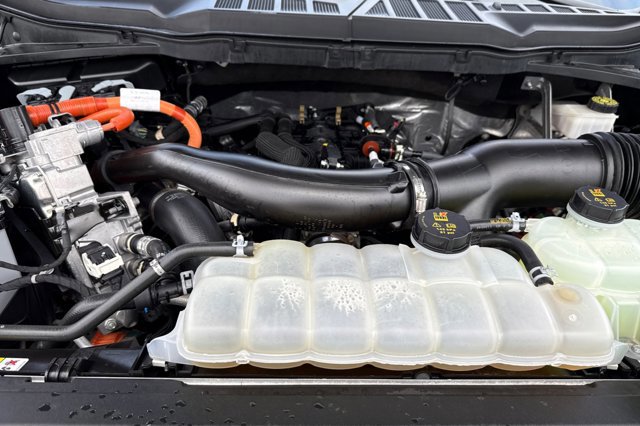 Certified 2024 Ford F150 XLT w/ Mobile Office Package image 22