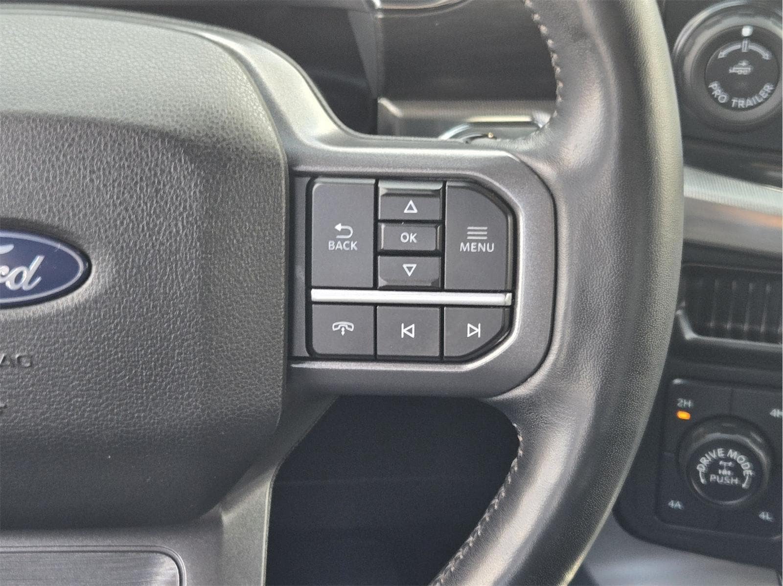 Certified 2024 Ford F150 Lariat AWD/4WD image 36