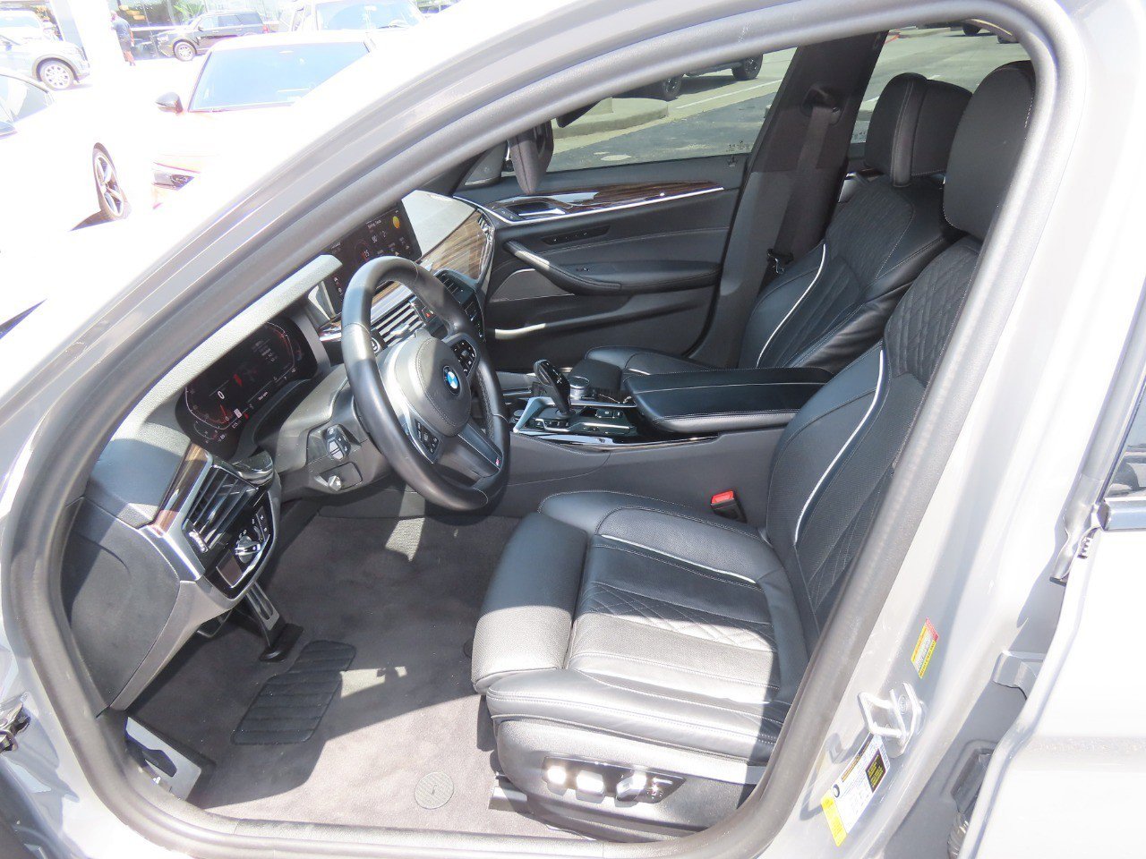 Used 2021 BMW 540i w/ M Sport Package RWD image 24