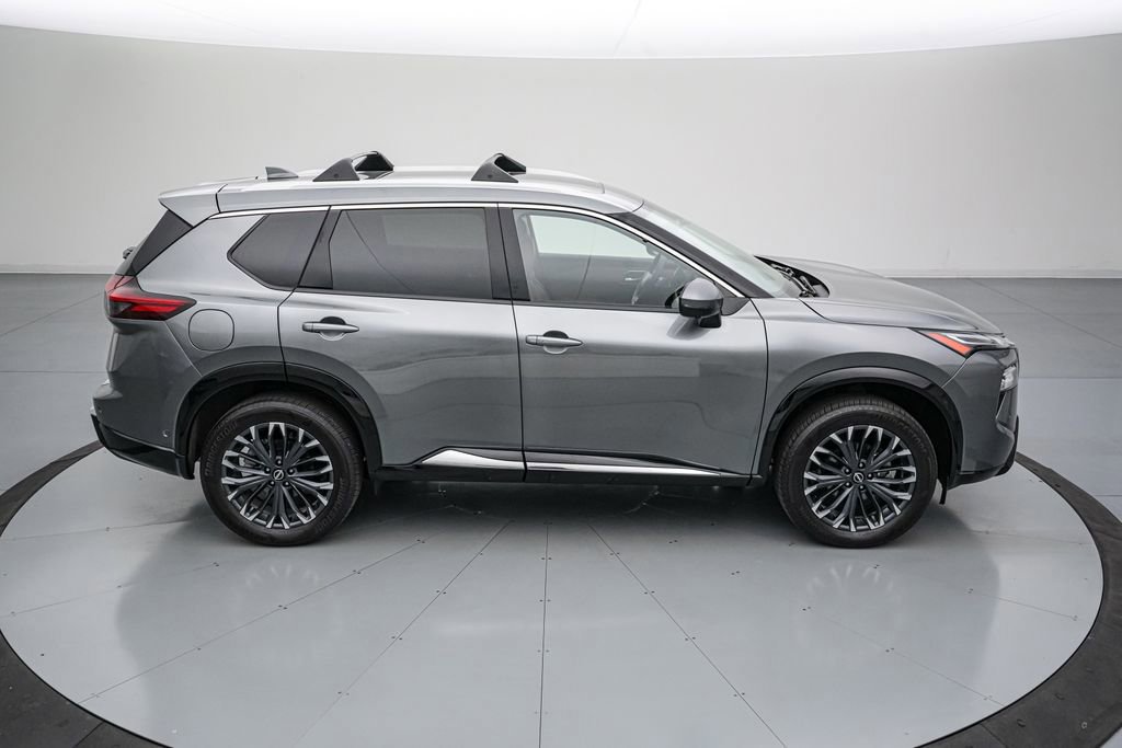 Used 2025 Nissan Rogue Platinum AWD/4WD image 6