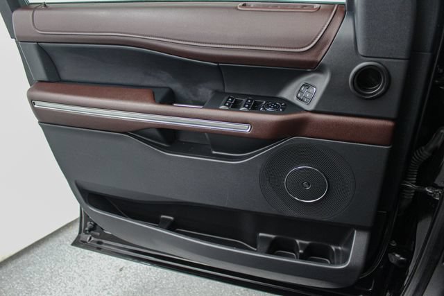 Certified 2024 Ford Expedition Limited AWD/4WD image 9