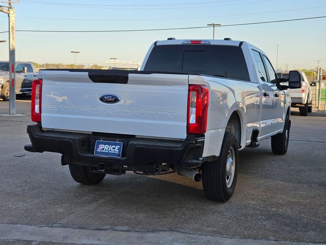 Certified 2024 Ford F350 XL w/ Camper Package image 5