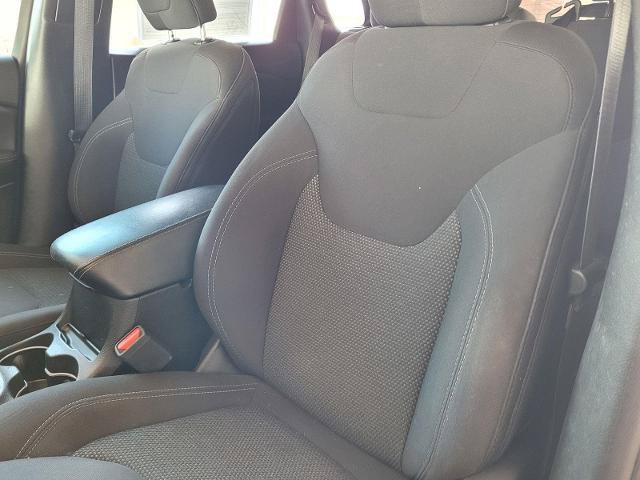 Used 2019 Jeep Cherokee Latitude w/ Popular Appearance Group FWD image 21
