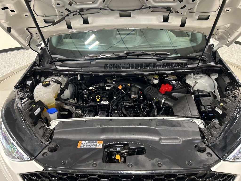 Certified 2024 Ford Edge ST-Line w/ Class II Trailer Tow Package image 33