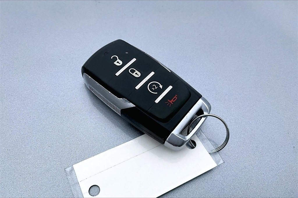 Used 2020 RAM 1500 Laramie image 12