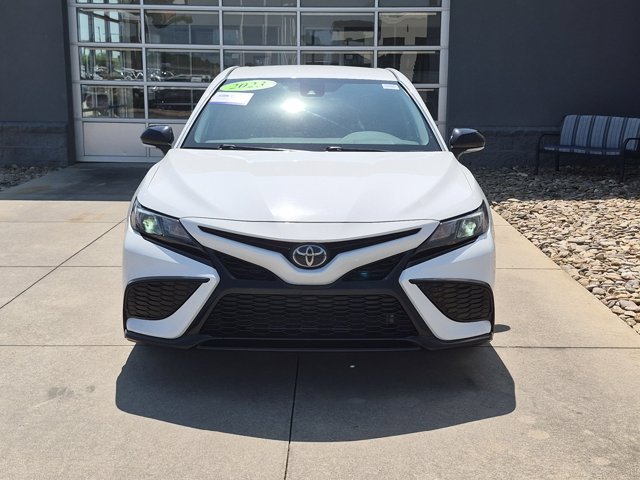Used 2023 Toyota Camry SE FWD image 9