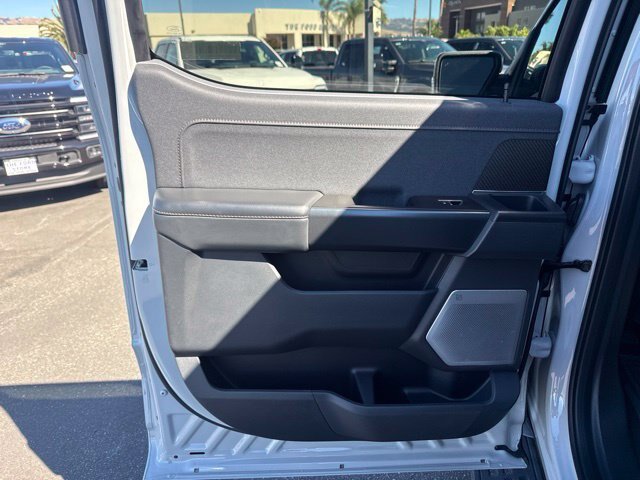 Certified 2023 Ford F150 Raptor w/ Raptor Carbon Fiber Package AWD/4WD image 11