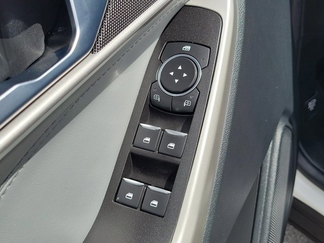 Certified 2022 Ford Explorer XLT w/ Equipment Group 202A image 24