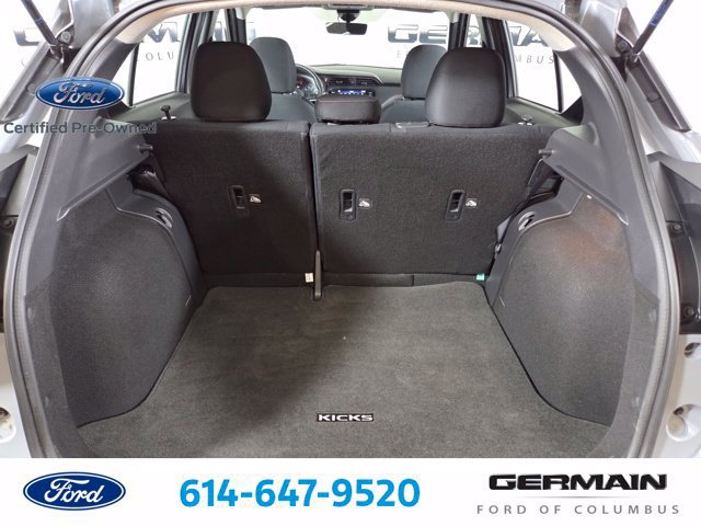 Used 2023 Nissan Kicks SR w/ Interior Electronics Package FWD image 23