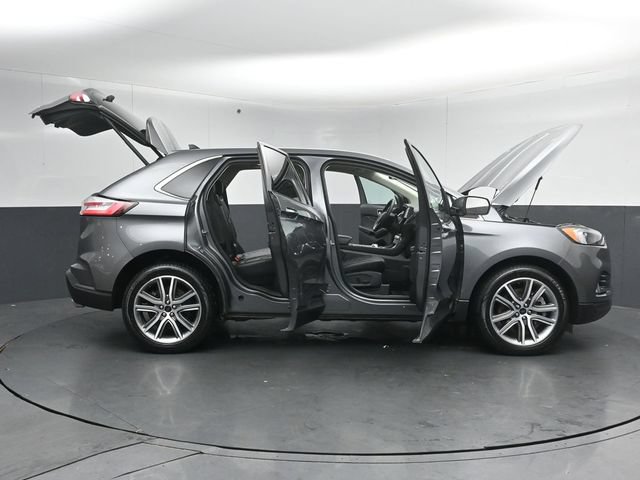 Certified 2024 Ford Edge Titanium AWD/4WD image 59