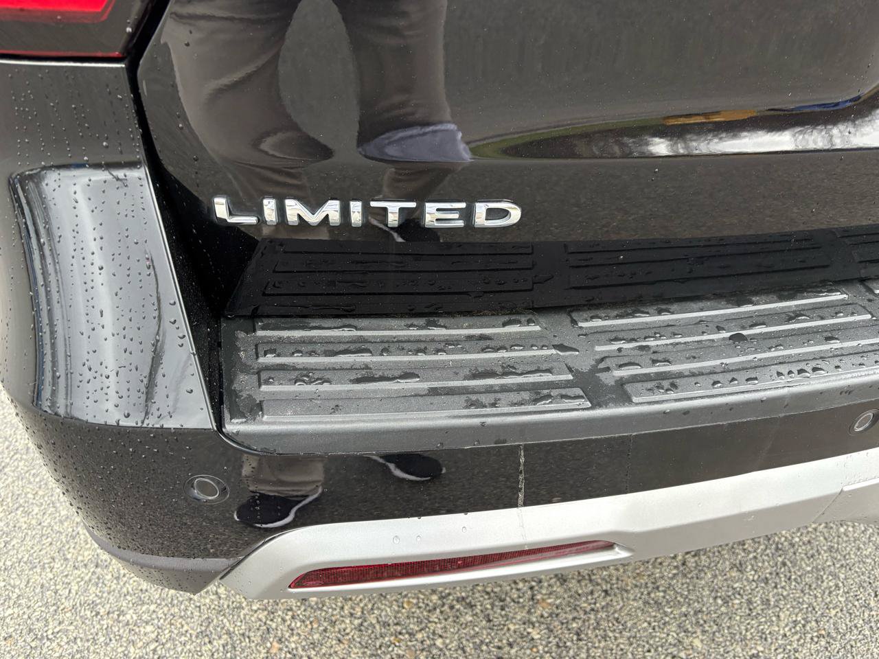 Certified 2024 Ford Expedition Limited AWD/4WD image 12