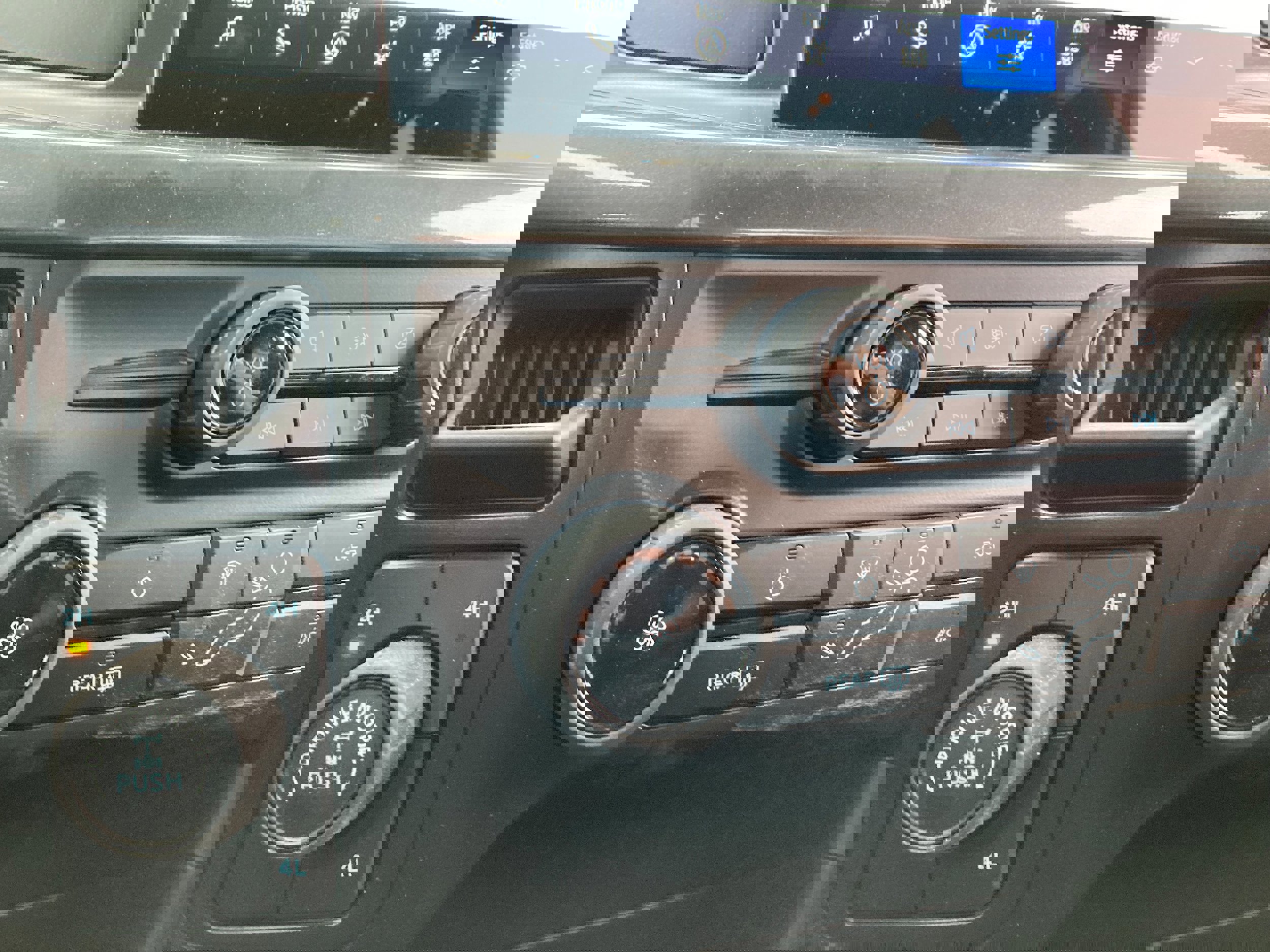 Certified 2024 Ford F150 STX image 19