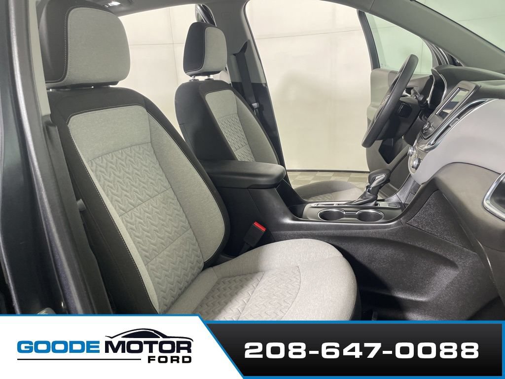 Used 2022 Chevrolet Equinox LS AWD/4WD image 23