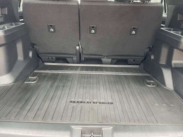 Used 2025 Toyota 4Runner SR5 image 28