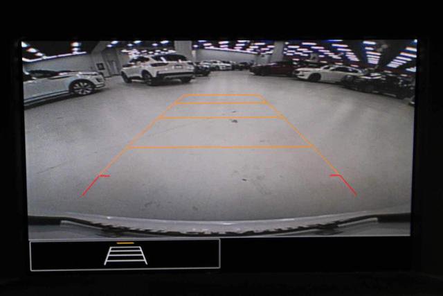 Used 2022 GMC Terrain SLE w/ Driver Convenience Package AWD/4WD image 28