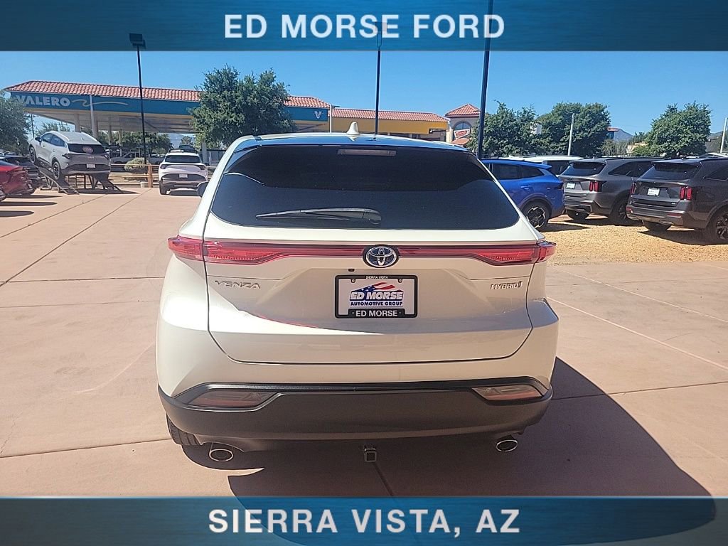 Used 2021 Toyota Venza LE w/ Carpet Mat Package (TMS) AWD/4WD image 5