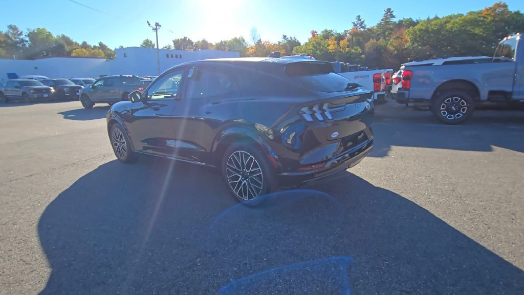 Certified 2024 Ford Mustang Mach-E Premium AWD/4WD image 18