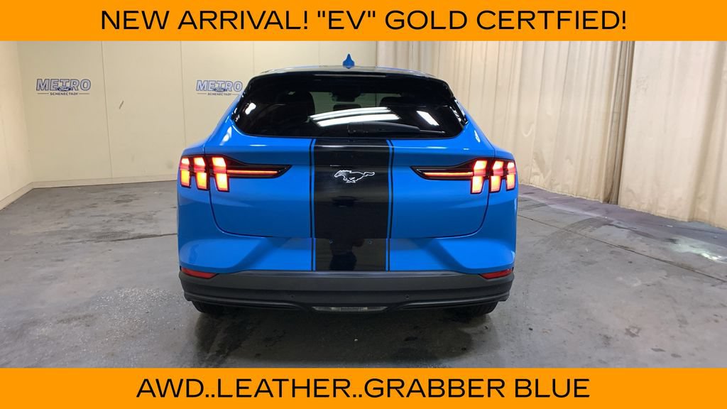 Certified 2022 Ford Mustang Mach-E Select AWD/4WD image 4