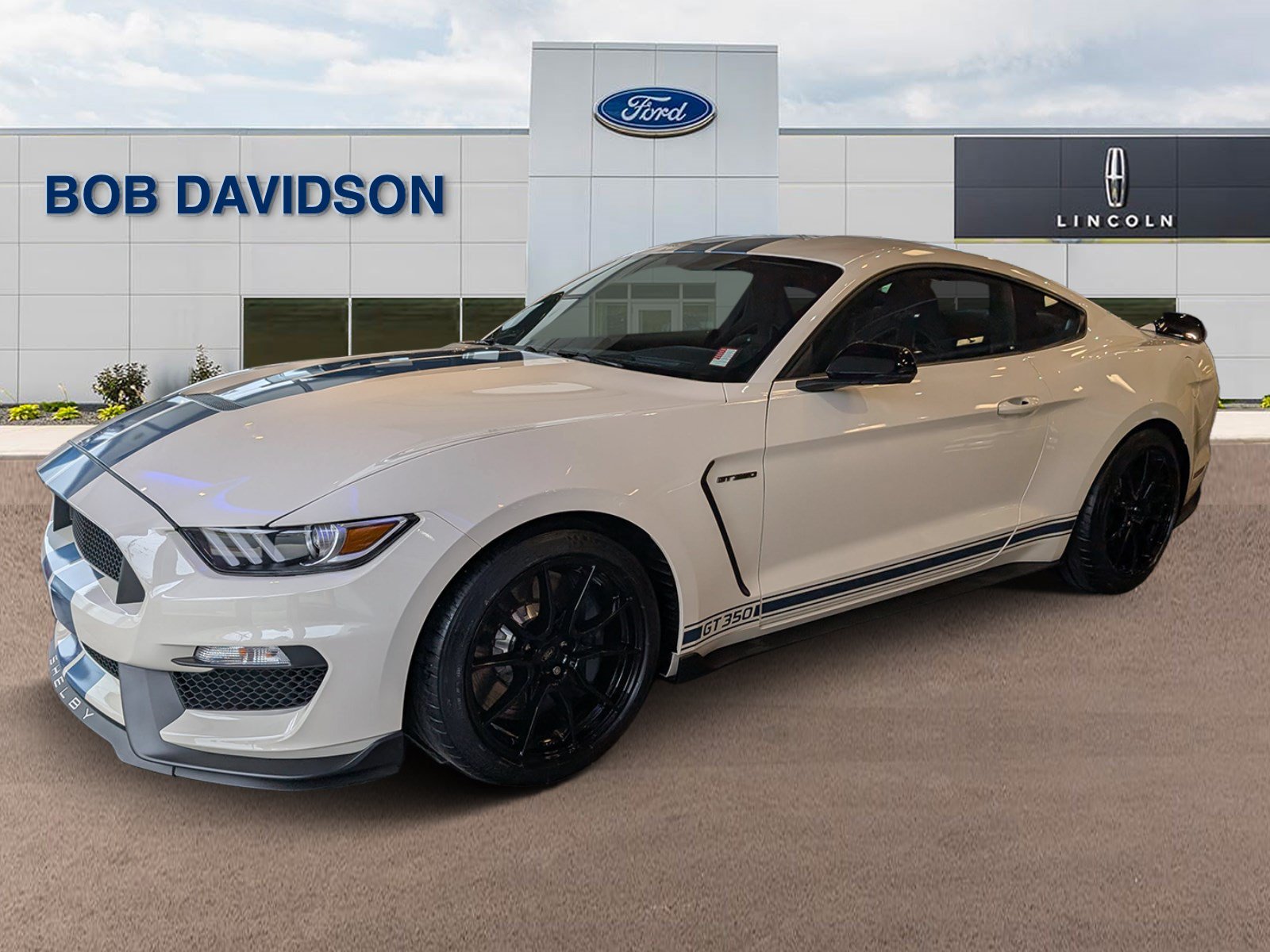 Certified 2020 Ford Mustang Shelby GT350 w/ Technology Package RWD image 1