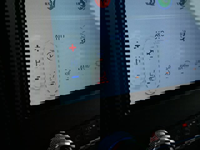 Certified 2022 Ford Edge SEL w/ Convenience Package image 27