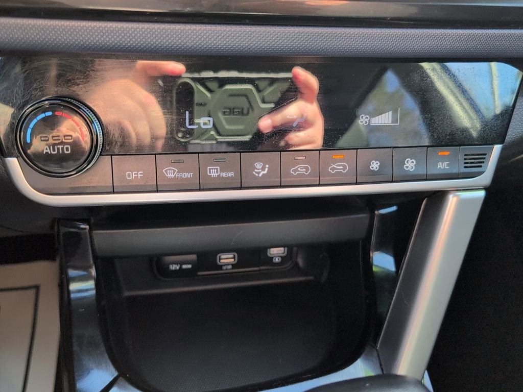 Used 2023 Kia Seltos S w/ Navigation Package image 18