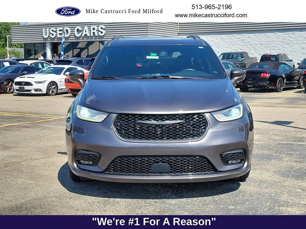 Used 2021 Chrysler Pacifica Touring-L w/ S Appearance Package FWD image 8