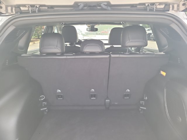 Used 2023 Jeep Compass High Altitude AWD/4WD image 26