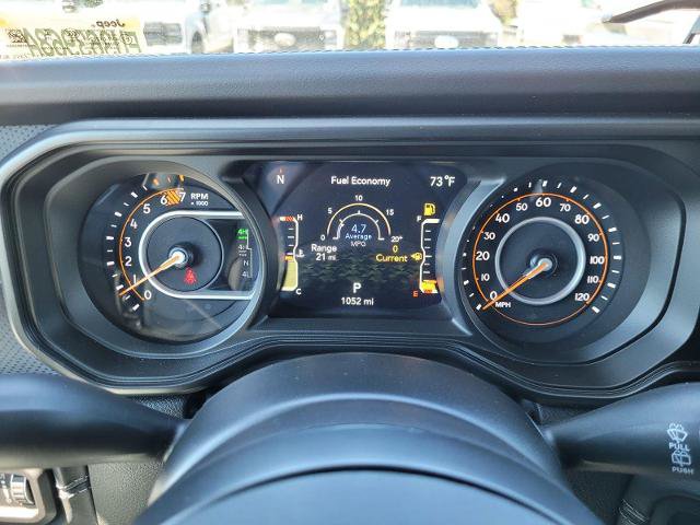 Used 2025 Jeep Wrangler Unlimited Rubicon 392 AWD/4WD image 30