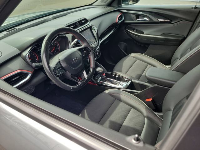 Used 2023 Chevrolet TrailBlazer RS w/ Sun and Liftgate Package image 8